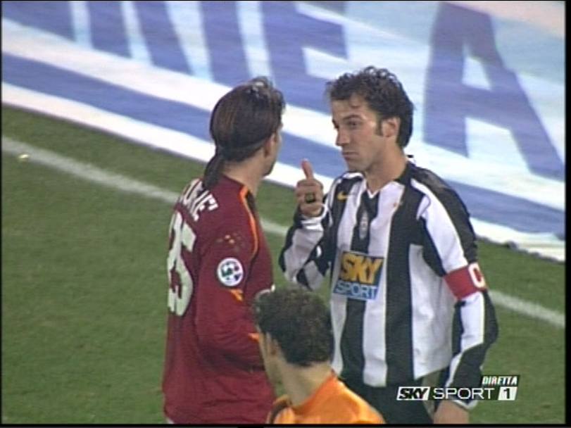 Serie A 2004/2005. 27^ giornata Roma-Juventus. Cufr colpisce Del Piero con uno schiaffo ma lo juventino non reagisce (Sky)